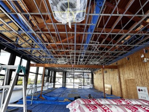某 レストラン天井改修工事